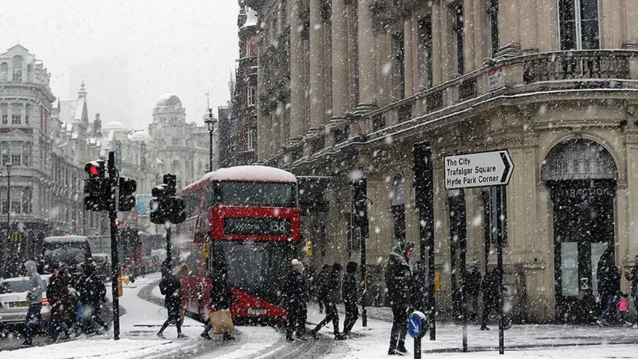 تحذير لثلاثة ملايين.. موجة برد قطبية وثلوج مرتقبة تجتاح المملكة المتحدة في يناير